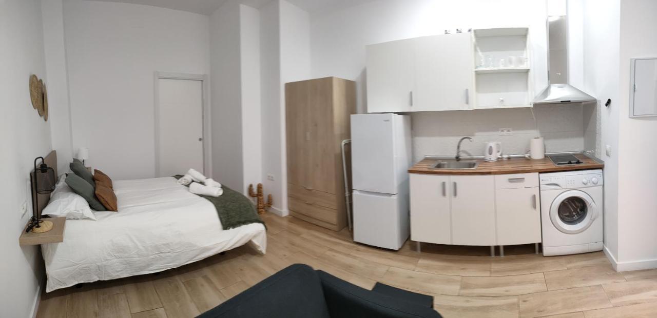 Estudio Centrico Arq Малага Экстерьер фото